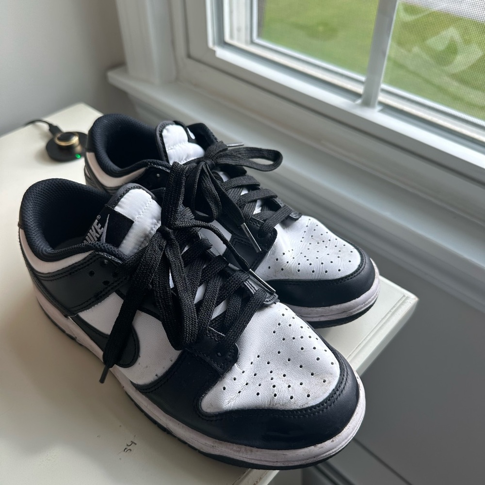 Nike Black and White Sneakers